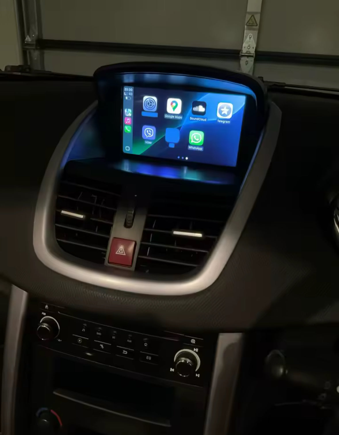 Écran carplay Peugeot 207